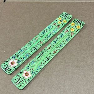 Floral incense burner